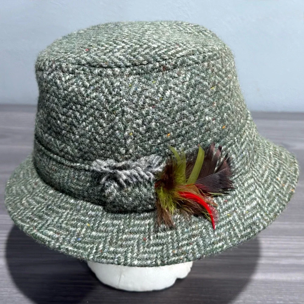 Vtg Hanna Hats Donegal Ireland Green Herringbone Wool Walking Hat Feather Mens M